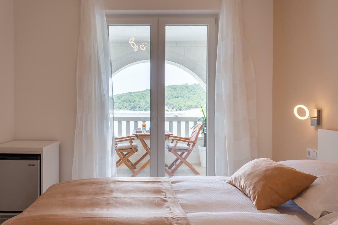 Villa Stonehouse Milna  Eksteriør bilde