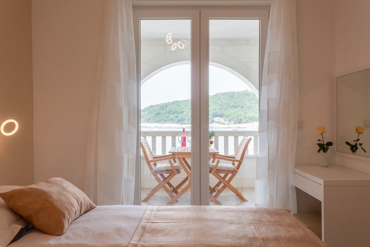Villa Stonehouse Milna  Eksteriør bilde